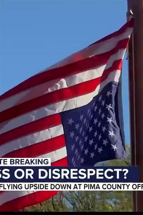 Upside Down American Flag Patch, Why The U S Flag Is Worn Backward On Army Uniforms - Jan 12 ...