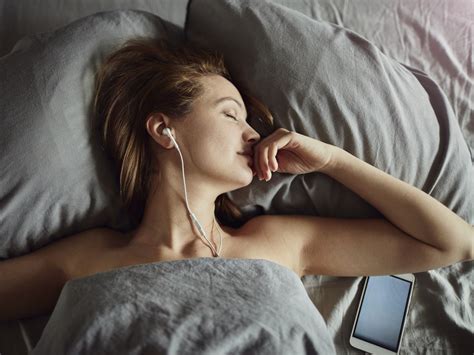 These Deeply Relaxing Videos Have Radically Improved My Sleep | Chatelaine