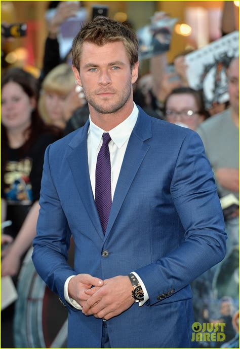 Chris Hemsworth & Chris Evans Are So Swoon-Worthy at 'Avengers: Age of ...