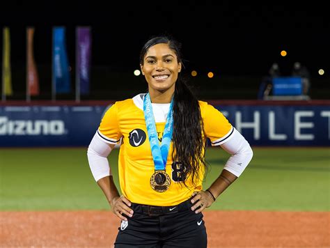 Aleshia Ocasio wins Athletes Unlimited softball title - World Baseball ...