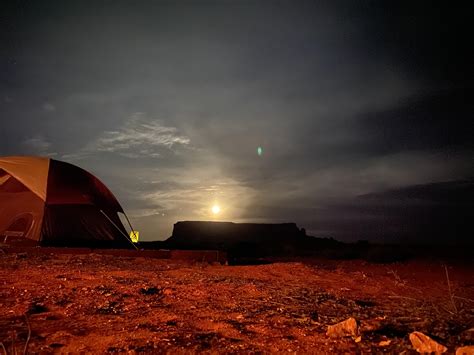 Full moon Monument Valley camping : r/Utah