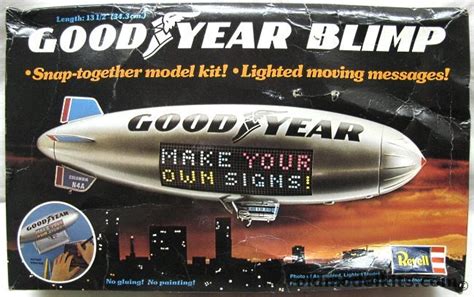 Revell 1/169 Goodyear Blimp - with Motorized Rotating and Light up Sign ...