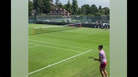 Carlos Alcaraz training on grass for Wimbledon - YouTube