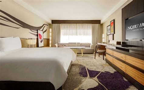 Caesars Palace Rooms & Suites | Photos & Info | Las Vegas Hotels