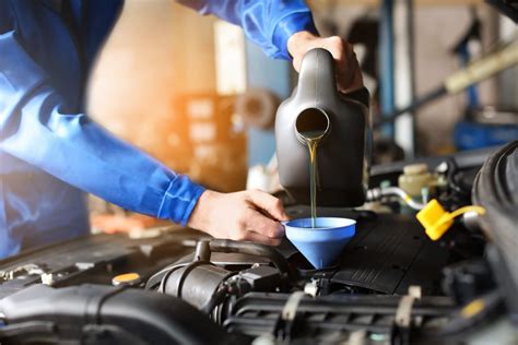 Telltale Signs That Your Car Oil Needs Changing | Motorsolve