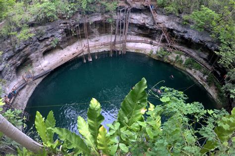 Diving in cenotes: everything you need to know before you go