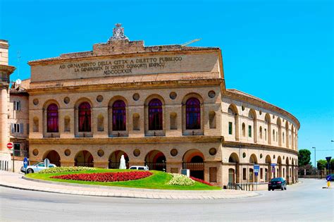 Macerata travel | Umbria & Le Marche, Italy - Lonely Planet