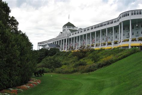 Visiting the Luxurious Mackinac Island's Grand Hotel: Movie Site and More! | HubPages