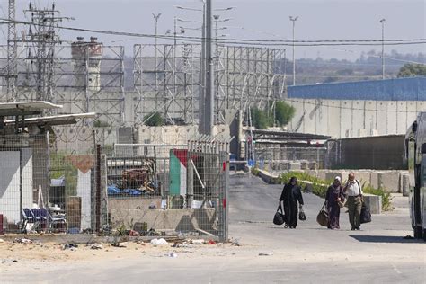 Israel reopens Gaza crossing to Palestinian workers | FMT