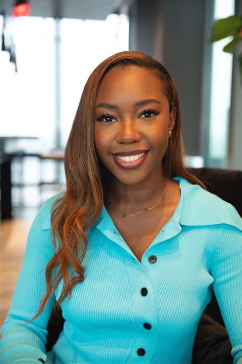 Olamide Olowe: The Beauty Entrepreneur Who Cares About Your Mental Health - AMAKA