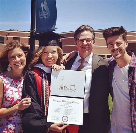 Grant Gustin Family Pictures, Wife, Parents, Age, Height, Net Worth