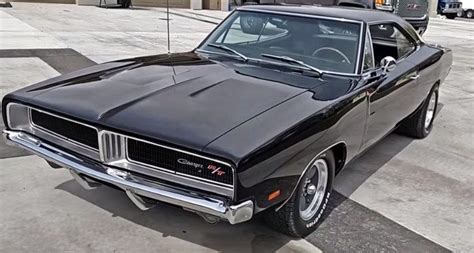 black 1969 dodge charger r/t #CoolCars | 1969 dodge charger, Dodge charger, Dodge muscle cars