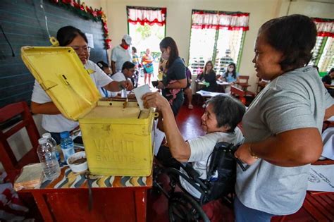 Electing local leaders: Pinoys head to village polls | ABS-CBN News