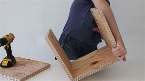 Easy DIY modular Shelves - YouTube