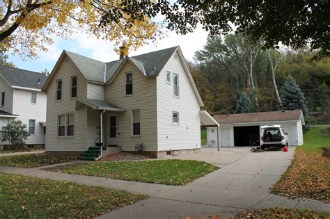 1509 N 5th St, Mankato, MN 56001 - See Est. Value, Schools & More