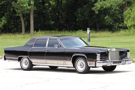 1979 Lincoln Continental Town Car Sold | Motorious