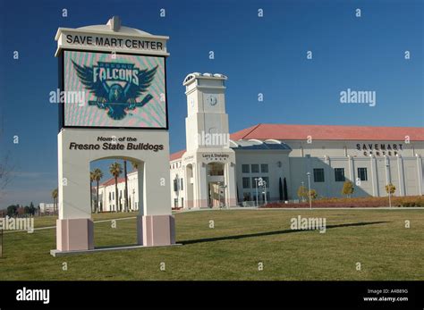 Savemart center hi-res stock photography and images - Alamy