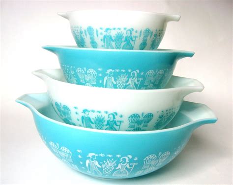 Vintage Pyrex Butterprint Turquoise & White Cinderella Mixing Bowl Set ...