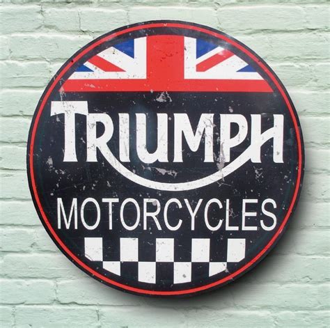 Old Triumph Logo - LogoDix