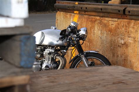 Honda CB350 Cafe Racer - Return of the Cafe Racers