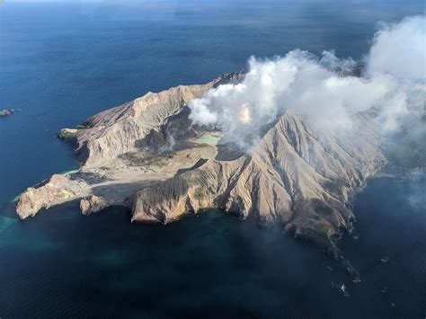 New Zealand: Can volcano forecasting strengthen tourist safety ...