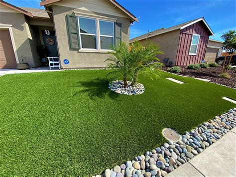 How Tacky Is Installing Fake Grass On Your Front Yard? | Storables