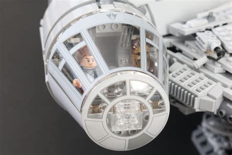 LEGO Star Wars UCS 75192 Millennium Falcon review