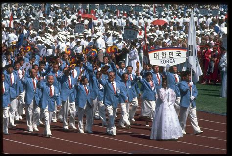 Let North Korea in the Olympics - Bloomberg