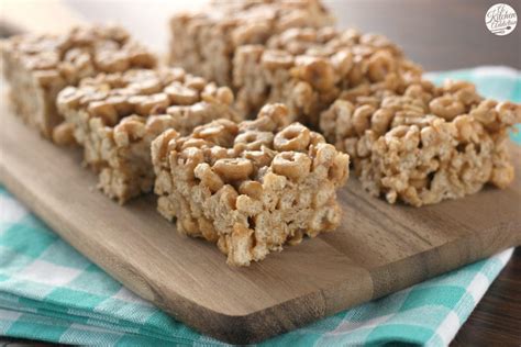 Peanut Butter Honey Cereal Bars - A Kitchen Addiction