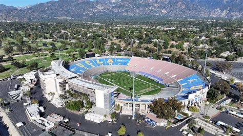 College football and New Year’s: The history bowl games falling around ...