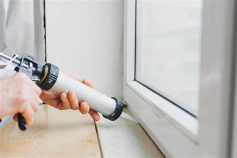 Does caulking windows save energy?