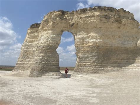 Monument Rocks, Kansas | Chalk Pyramids