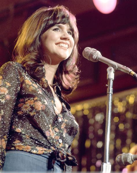 Linda Ronstadt on Living with Parkinson's: 'I'm Afraid of Suffering, But I'm Not Afraid of Dying'