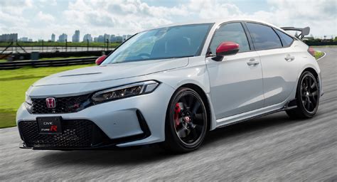 2023 Honda Civic Type R Gets Its First Official Accessories, Including A Carbon-Fiber Wing ...