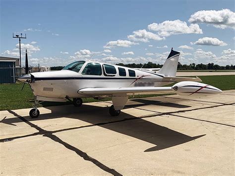 Beechcraft Bonanza - 1979