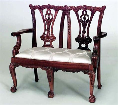 6 Points Before Buy Antique Reproduction Furniture Indonesia