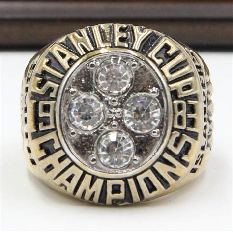 NHL 1983 New York Islanders Stanley Cup Championship Replica Ring