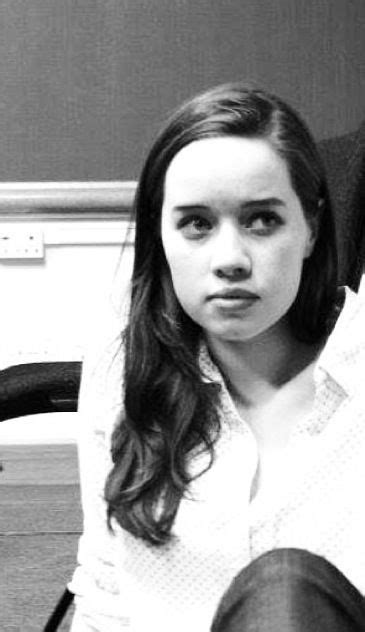 Anna Popplewell (Susan Pevensie) Susan Pevensie, Anna Popplewell, Chronicles Of Narnia, Ebony ...