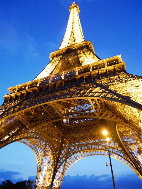 17 Awesome *FREE* Things to Do in Paris