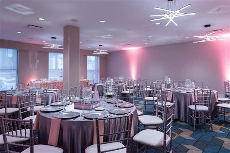 DoubleTree Pittsburgh Downtown | Pittsburgh Wedding Venue