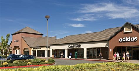 About Vacaville Premium Outlets® - A Shopping Center in Vacaville, CA - A Simon Property