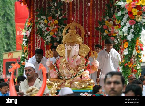 Ganesh Festival, Pune Stock Photo - Alamy