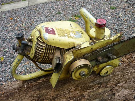 VINTAGE CHAINSAW COLLECTION: CLINTON D40