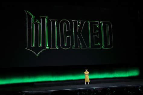 'Wicked' Debuts First Footage at CinemaCon