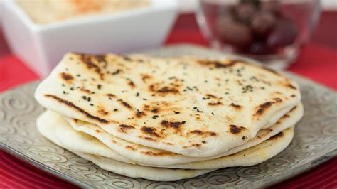 Turkish Pide Bread - Pita Bread - Online Culinary School (OCS)