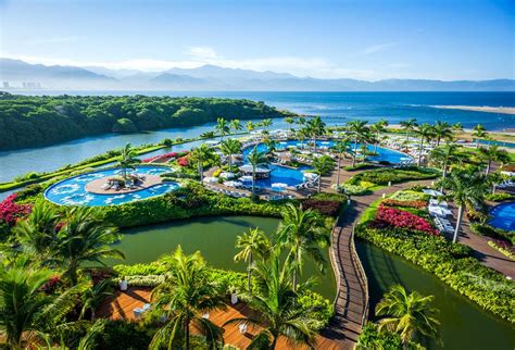 Tropical Weddings at Vidanta Nuevo Vallarta - InMexico