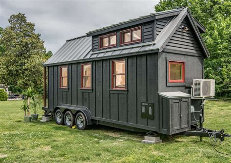 The Riverside by New Frontier Tiny Homes [ TINY HOUSE TOWN ]