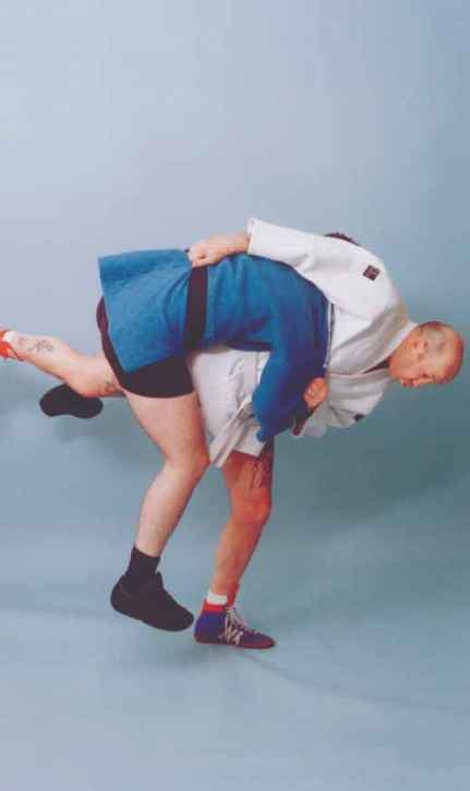 Beltassisted Hip Throw - Wrestling - Self Defense Guides