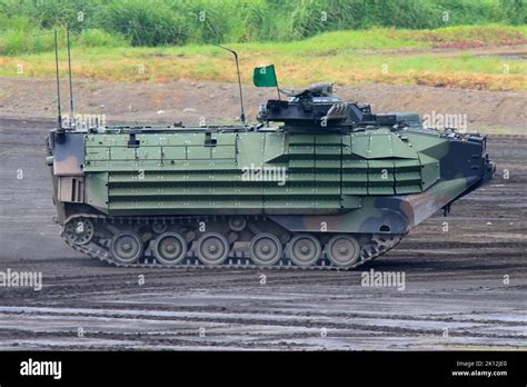 AAV7 Assault Amphibious Vehicle of JGSDF Stock Photo - Alamy