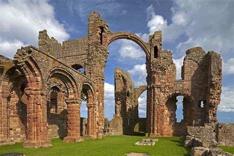 Lindisfarne and Farne Islands - Lindisfarne Festival